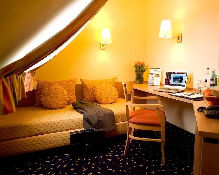 Hotel Plaza Φραγκφούρτη 3*,  Γερμανία